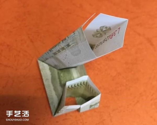 Kong Mingsuos origami method illustrates the manual folding method of Luban Lock