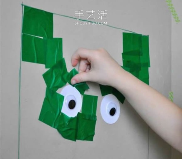 How to make Halloween Frankenstein paper stickers by children