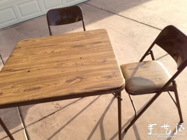 Old tables and chairs are renovated and given new looks