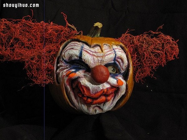 A scary pumpkin carving that won