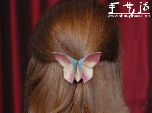 Handmaking Tutorial of Retro Style Fabric Butterfly Hairpins