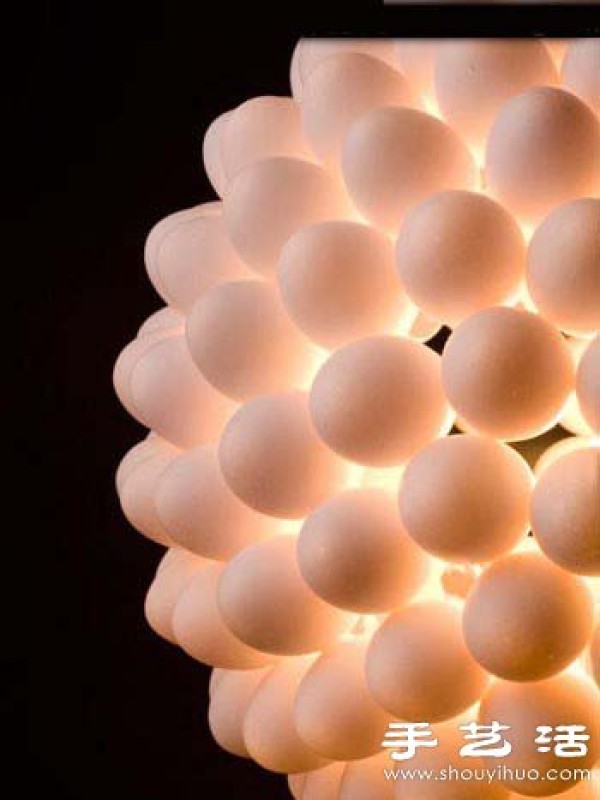 Egg shells are turned into treasures to make exquisite hand-made lampshades/lamps