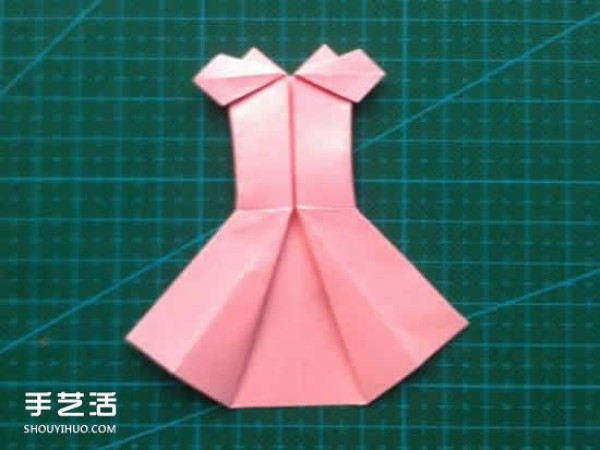 Childrens Origami Skirt Illustrated Tutorial How to Fold a Simple Little Skirt