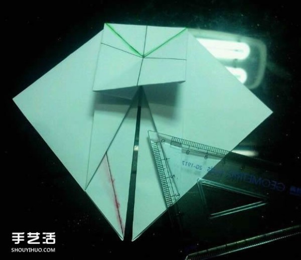 Handmade origami beautiful box illustration with paper crane packaging box folding method