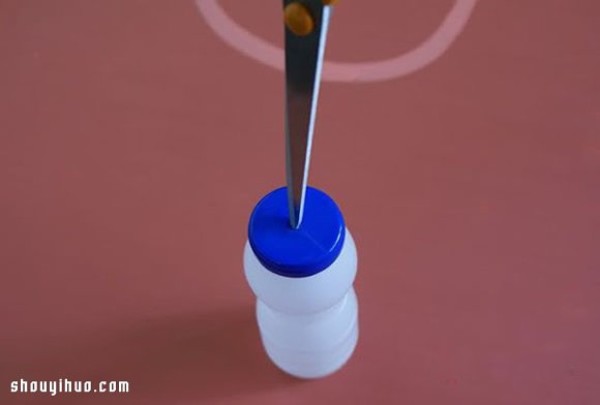 Plastic bottle + ping pong ball + straw homemade helicopter toy model