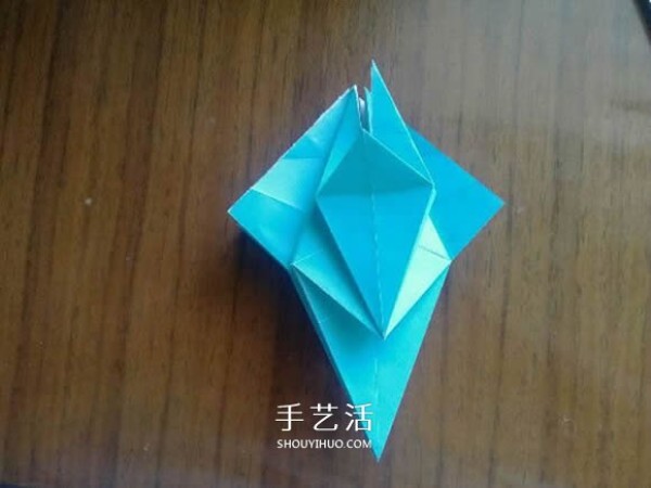 How to fold an eight-petal chrysanthemum and illustrate the 3D chrysanthemum origami tutorial for the Double Ninth Festival