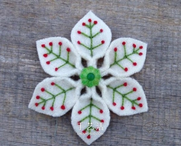 A collection of 18 kinds of non-woven snowflakes with pictures and handmade fabrics to make snowflakes