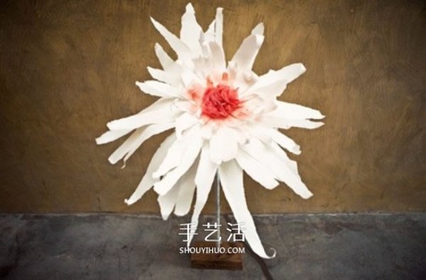 How to make simple and beautiful large paper flowers can be used as wedding decorations