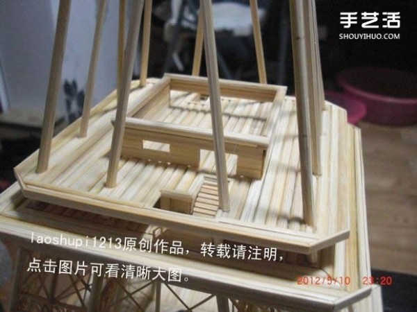 A detailed illustrated tutorial on making a model of the Eiffel Tower using chopsticks and bamboo skewers