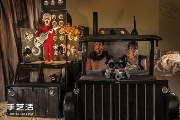 A 2-year-old baby becomes a movie actor and builds a Hollywood studio out of waste cardboard boxes