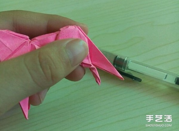 Hideo Komatsus Horse Origami Illustration, a Super Detailed Three-dimensional Horse Origami Tutorial