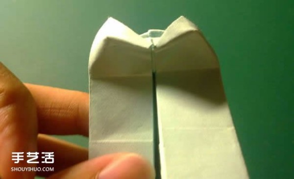 Detailed illustration of the folding process of Hatsune Miku origami