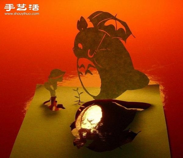 Incredible anime paper sculpture, actually made of note paper!!