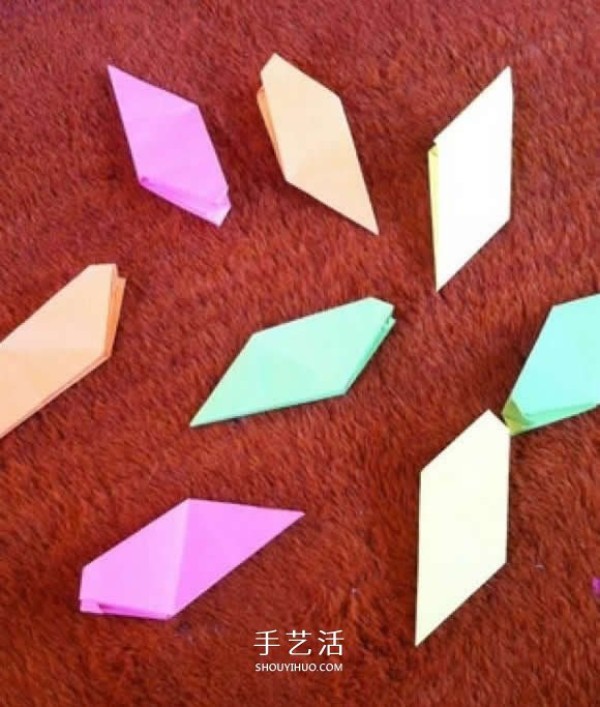 How to fold an octagonal dart and illustrate how to fold an octagonal dart by hand