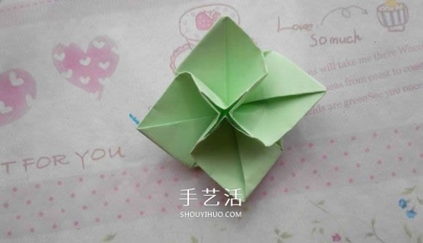 A tutorial on how to fold a diamond rose and a tutorial on how to fold a diamond rose