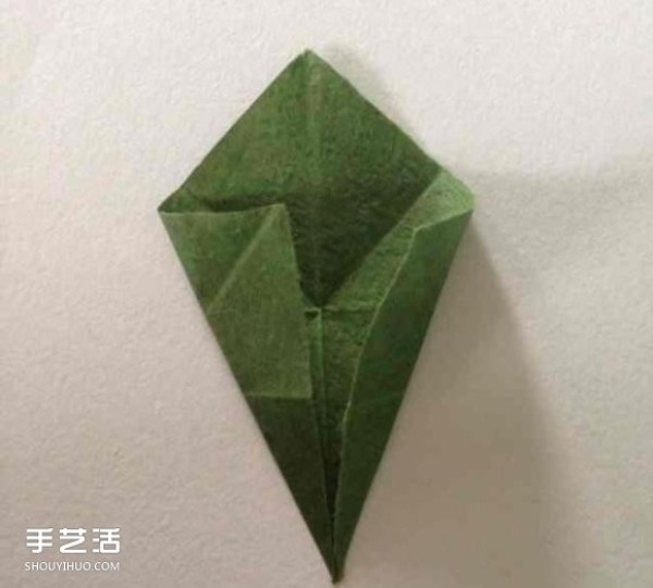 Super detailed illustration of how to fold Kawasaki rose, including flowers and receptacles