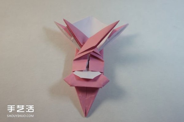 Origami Girls Step-By-Step Illustration and Complex Folding Tutorial for Girls