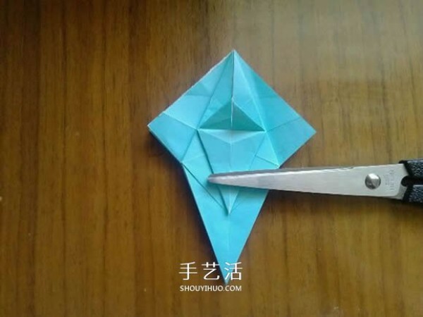 How to fold an eight-petal chrysanthemum and illustrate the 3D chrysanthemum origami tutorial for the Double Ninth Festival