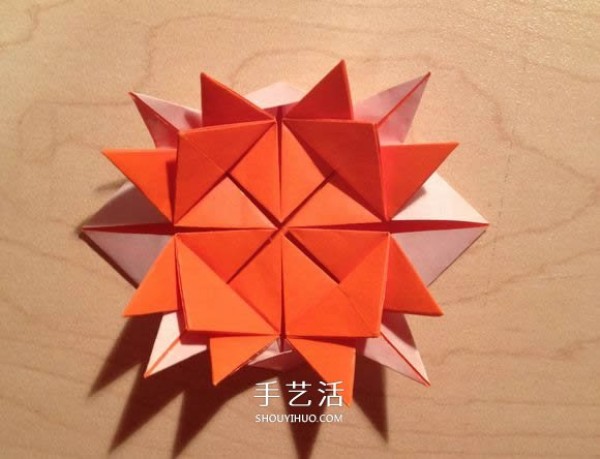 How to fold a three-dimensional combination of thorn balls and an origami illustration of a thorny flower ball