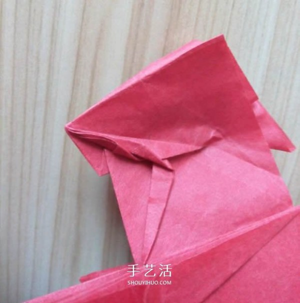 The process of folding the auspicious beast Kirin, the illustrated process of folding the Origami Tetsushi Kamiyas Kirin