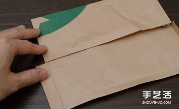 DIY step-by-step illustrated tutorial on how to make a Starbucks paper bag into a wallet