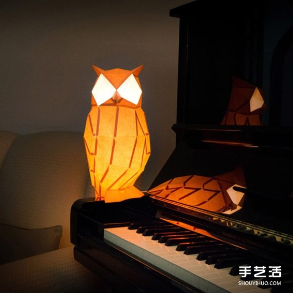 Paper mache animal lamps inspired by origami art that you can assemble yourself