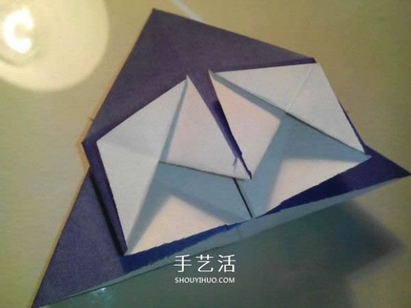 Illustration of how to fold a five-pointed star box, how to fold an origami five-pointed star box