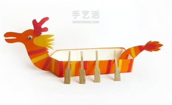 Illustration of how to make Dragon Boat Festival dragon boats from waste milk boxes