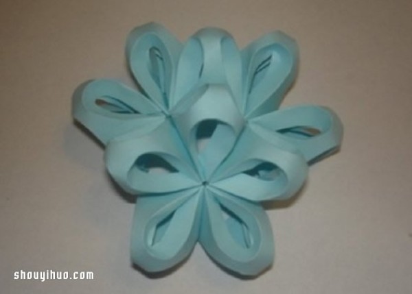 Three-dimensional flower ball origami step-by-step tutorial, cardboard origami tutorial