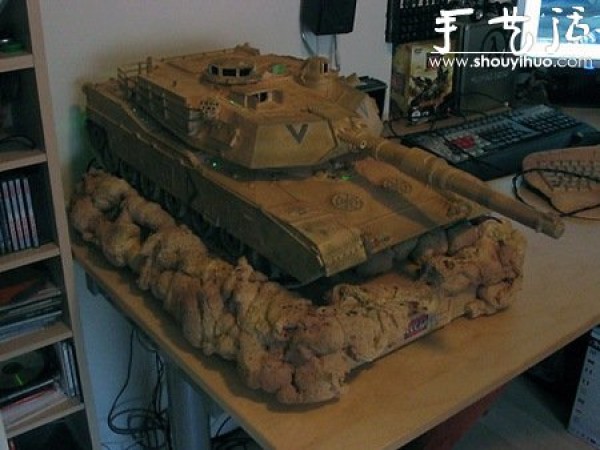 Tanks handmade by game enthusiasts