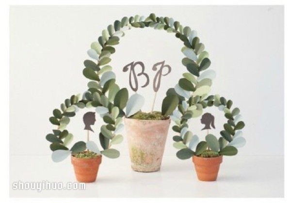 Using embroidered fabric and cardboard to DIY ring-shaped potted plants