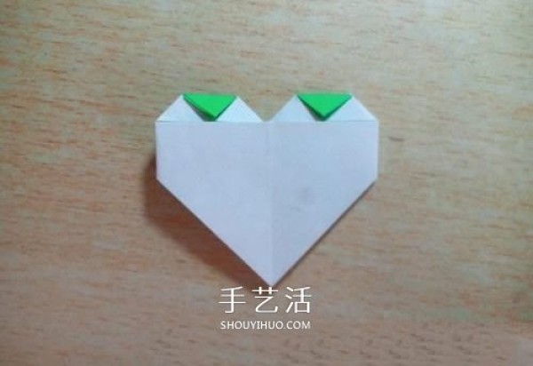 How to make a large plaid heart origami, simple plaid heart folding paper illustration