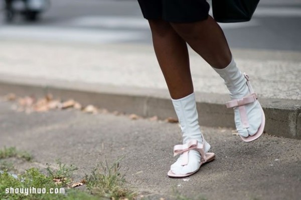 The 40 most innovative pairs of womens shoes for girls at fashion week