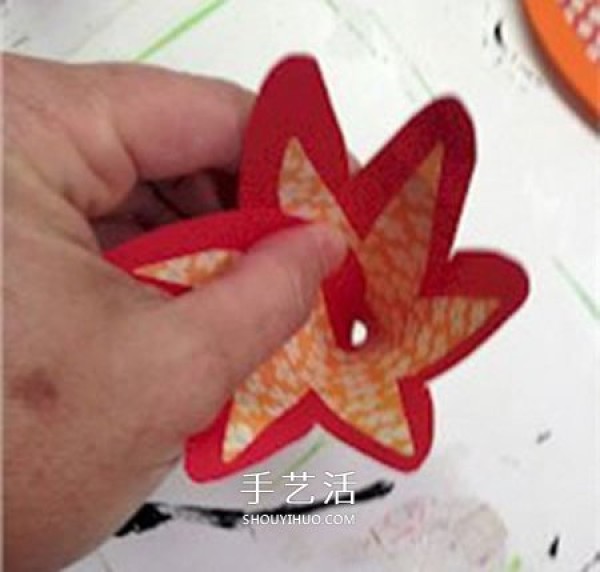 How to make colored paper lilies, simple steps to make lilies