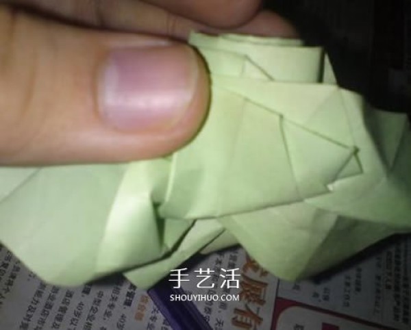 Beautiful and complicated rose origami NS rose origami real shot illustration