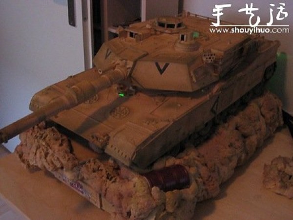 Tanks handmade by game enthusiasts