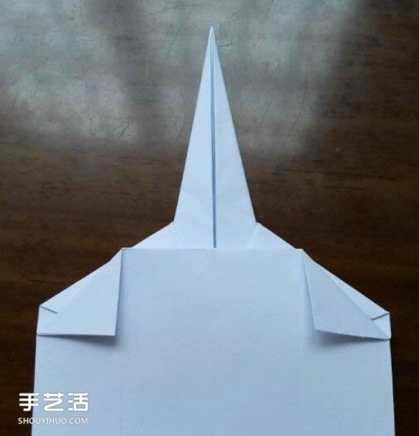 How to use paper to fold a fighter jet and illustrate how to fold an A4 paper fighter jet