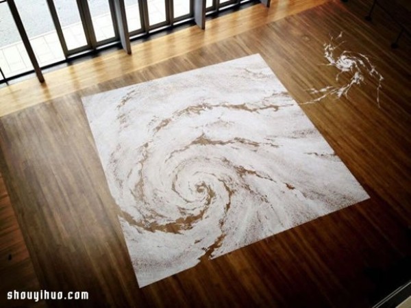 Japanese artist Motoi Yamamotos creative salt paintings