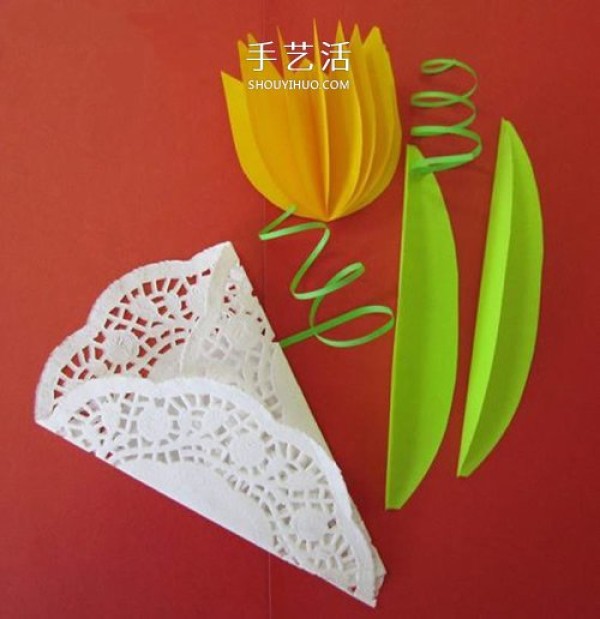 Card paper makes a three-dimensional tulip flower beautiful bouquet greeting card for mom