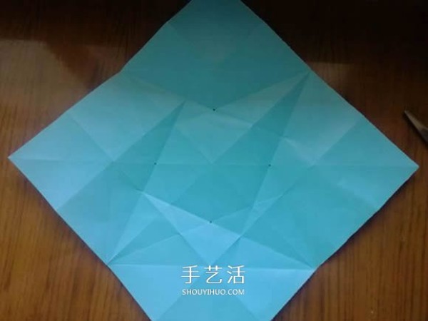 How to fold an eight-petal chrysanthemum and illustrate the 3D chrysanthemum origami tutorial for the Double Ninth Festival