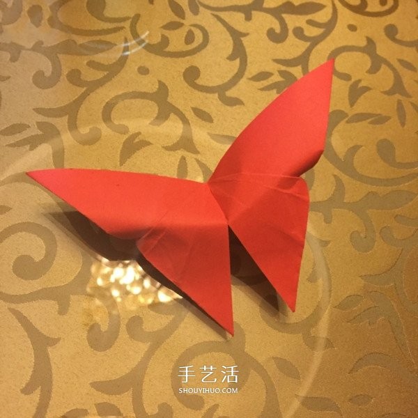 Childrens origami butterfly tutorial, simple and beautiful butterfly folding instructions