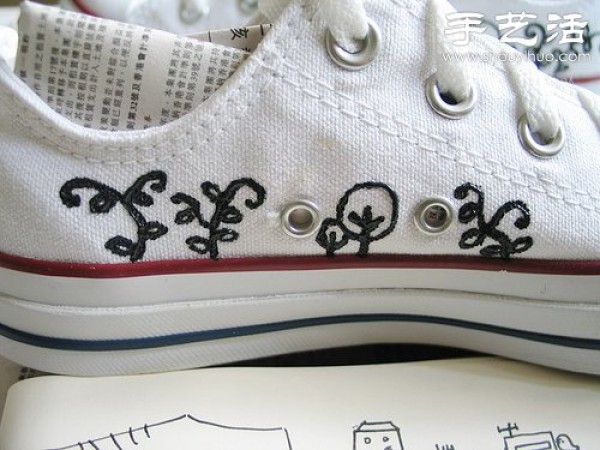 White canvas shoes handmade transformation tutorial