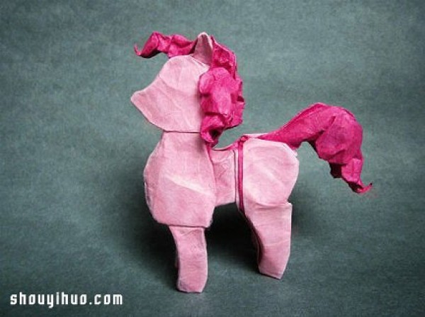 An illustrated tutorial on how to fold an Origami Little Pony, an origami horse