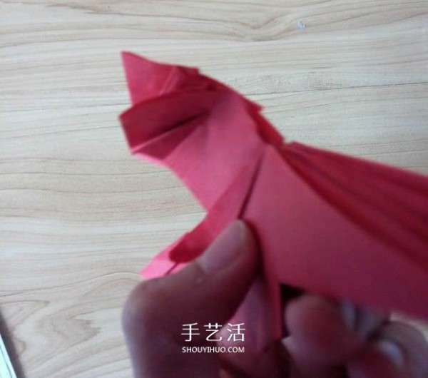 The process of folding the auspicious beast Kirin, the illustrated process of folding the Origami Tetsushi Kamiyas Kirin