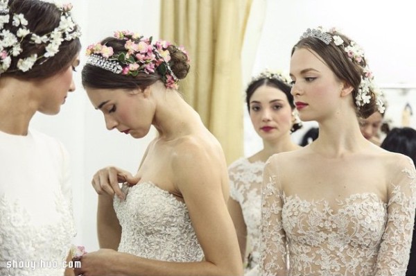 Reem Acra Fall 2015 Stunning Wedding Tiara