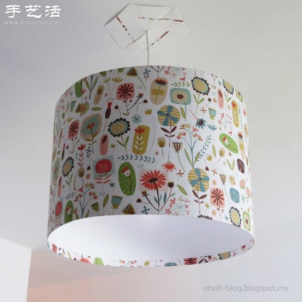 Cardboard + wooden stick + plastic bottle handmade DIY beautiful chandelier lampshade