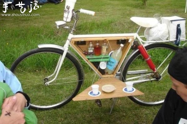 Practical bicycle storage cabinet design