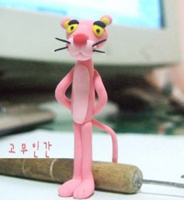 DIY Handmade Illustrated Tutorial of Funny Pink Leopard Clay Figure