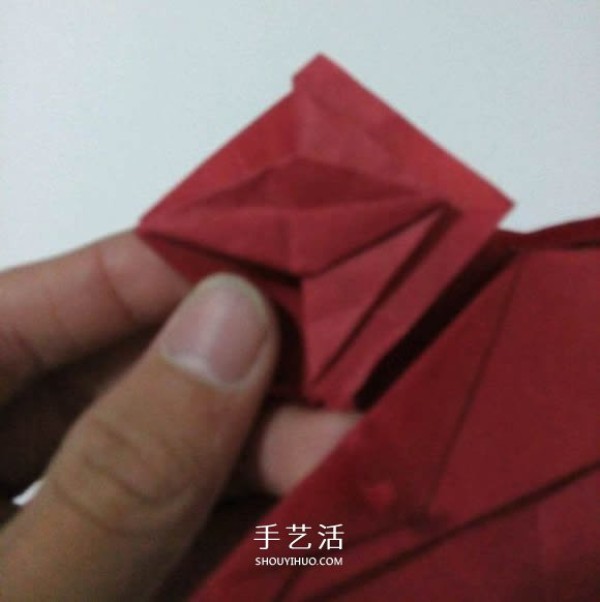 The process of folding the auspicious beast Kirin, the illustrated process of folding the Origami Tetsushi Kamiyas Kirin