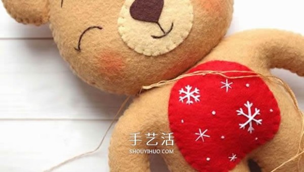 DIY illustrations of making super cute bear puppets with non-woven New Year bears